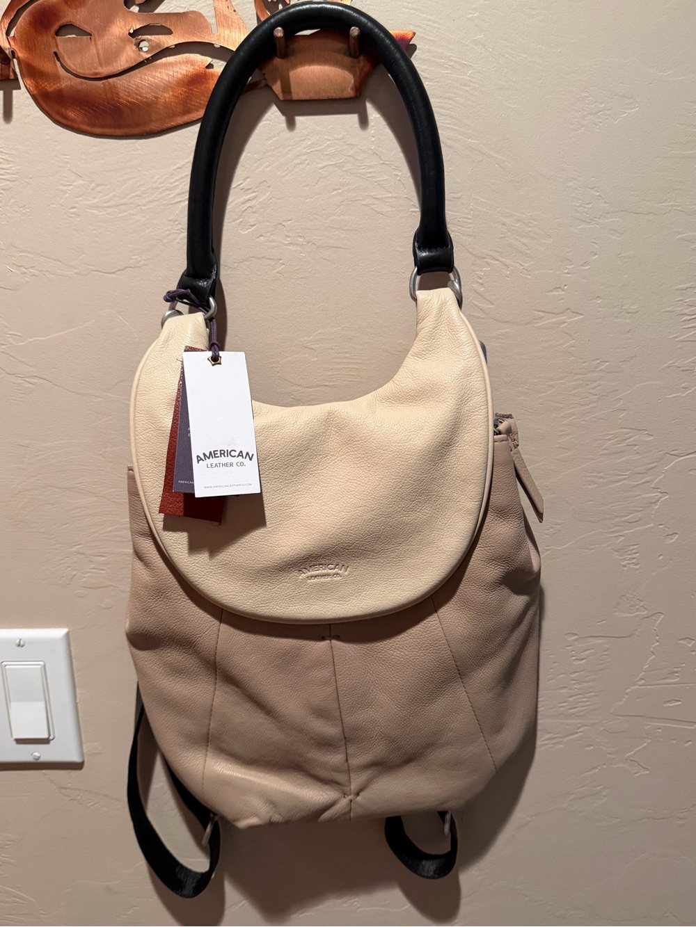 NWT American Leather Co. Catalina Convertible Backpack Hobo Bag Cream/Tan